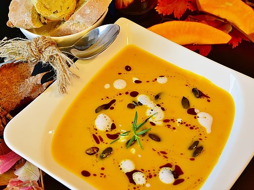 09.10.2019_pumpkin-soup-2886322_1920.jpg 